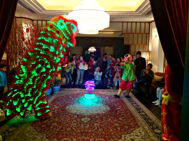 Dragon Dance in Yi Long Court