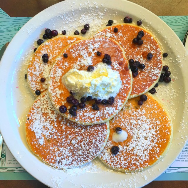 Pancake Pantry, Gatlinburg, RebeccaWanderlusting