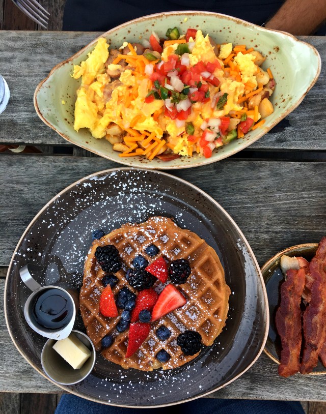 Cafe Benelux, Milwaukee, WI, RebeccaWanderlusting