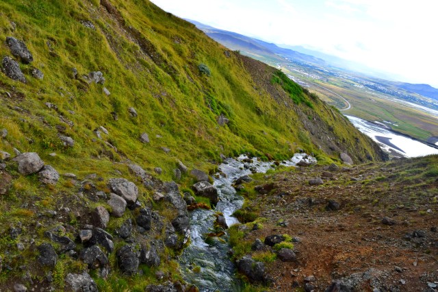 Hiking Mount Esja, Iceland, RebeccaWanderlusting