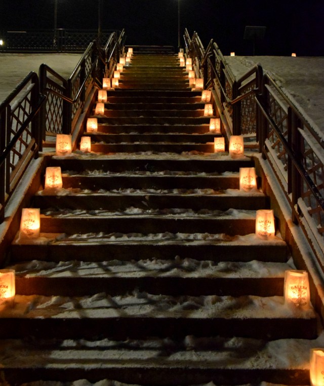 Night of the Luminaria in Galena, IL, RebeccaWanderlusting