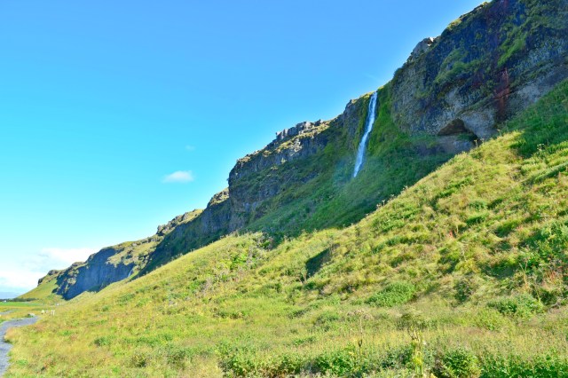 Seljalandsfoss, Iceland, RebeccaWanderlusting