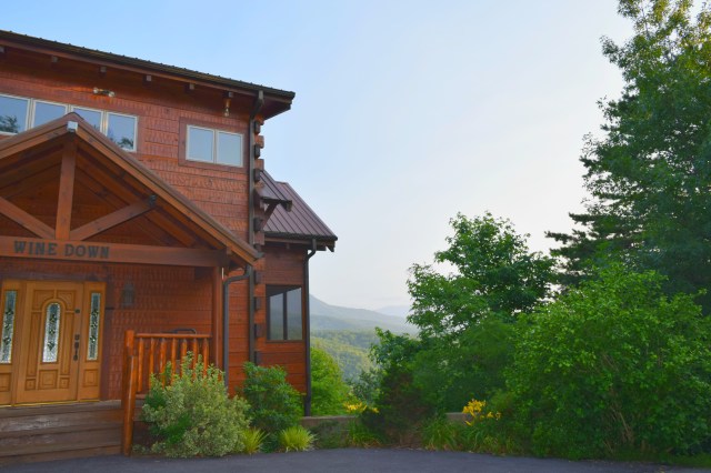 Gatlinburg Cabin, Tennessee, RebeccaWanderlusting