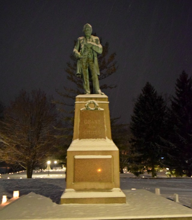 Night of the Luminaria in Galena, IL, RebeccaWanderlusting