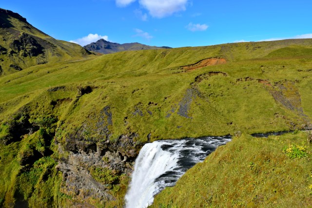 Skogafoss, Iceland, RebeccaWanderlusting
