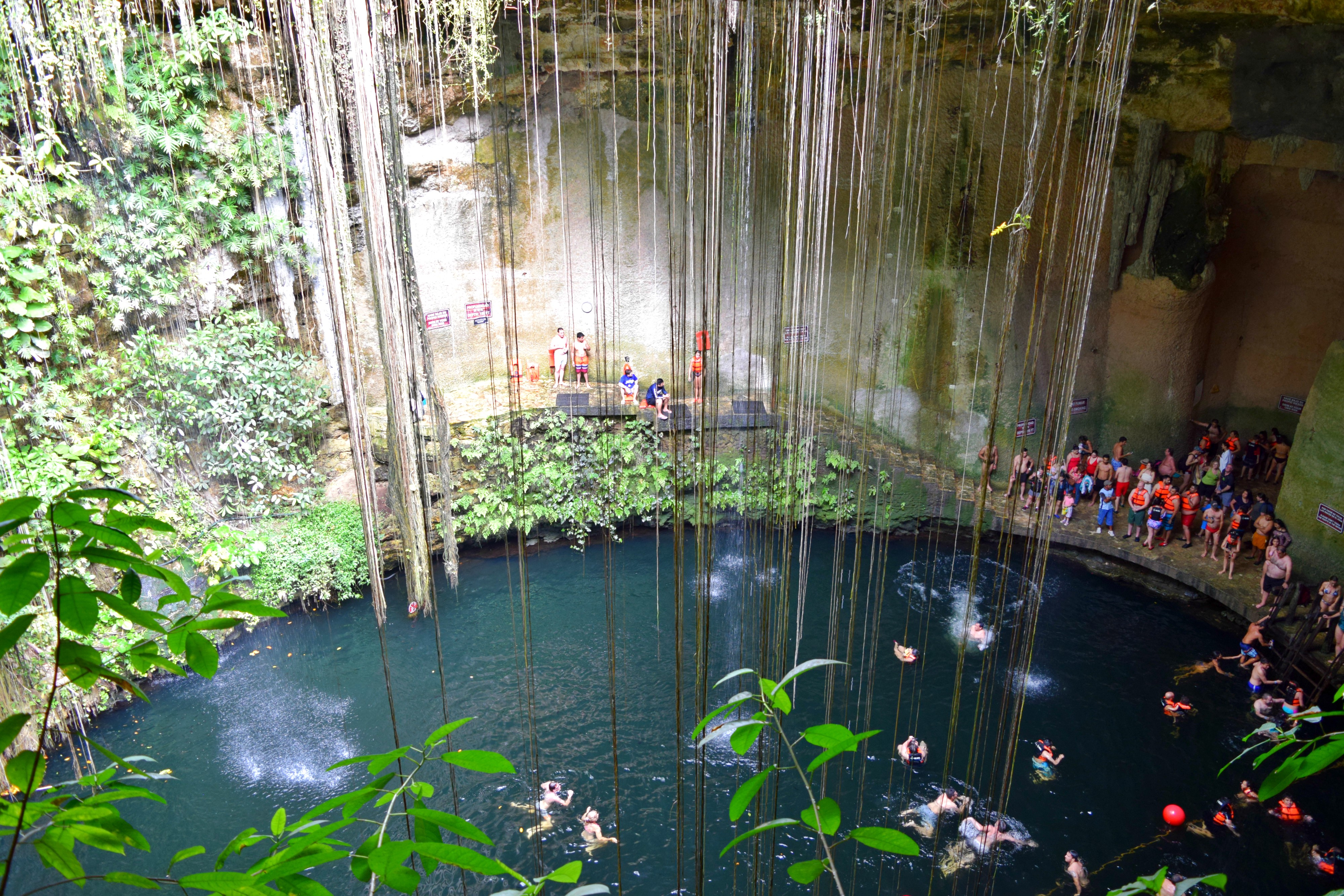 Cenote Ik Kill, Touring Chichen Itza, Mexico, RebeccaWanderlusting